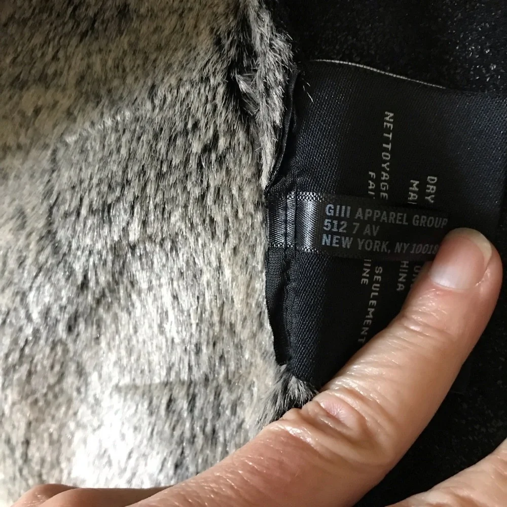Marc New York by Andrew Marc Women's Black Faux Sherpa Vest Size Small - Picture 12 of 12